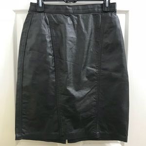 EUC Highwaisted Black Leather Skirt